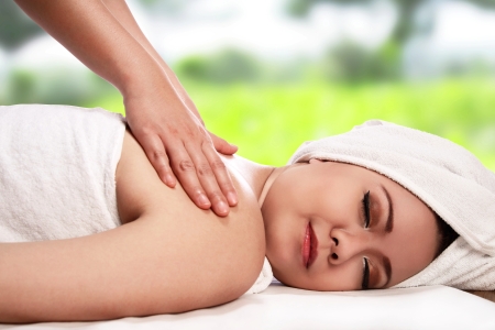 How a Massage Can Help Alleviate Allergies in the Spring Thumbnail